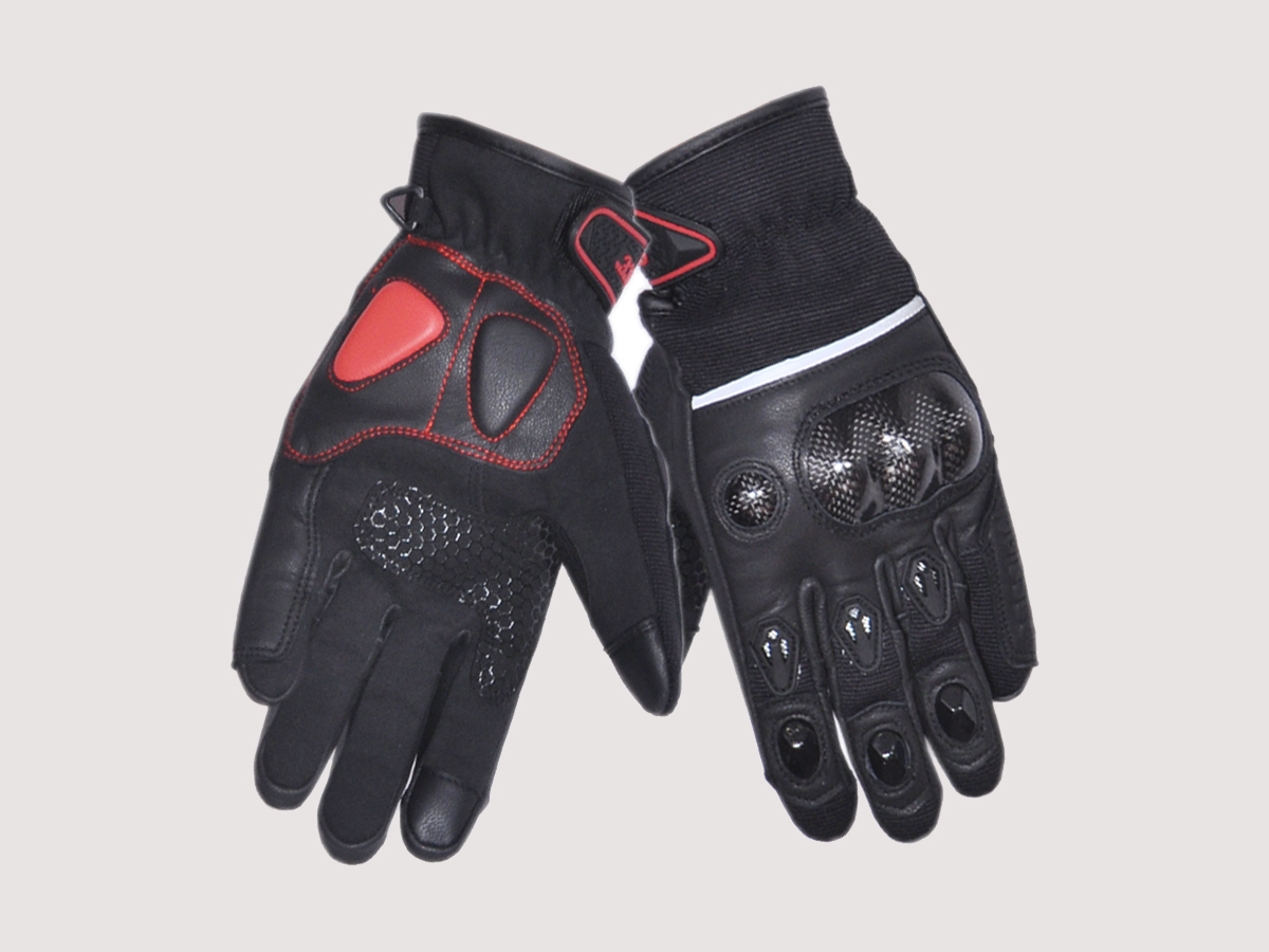 solace riding gloves
