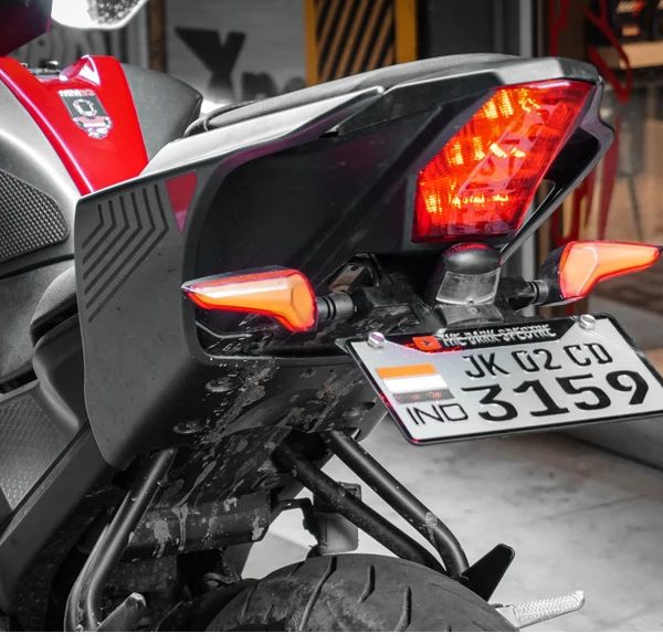 r15 v3 tail light cover